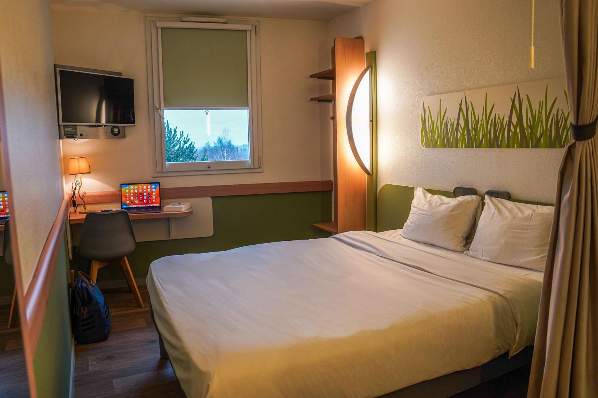 Ibis Budget Bayeux Nonant Экстерьер фото