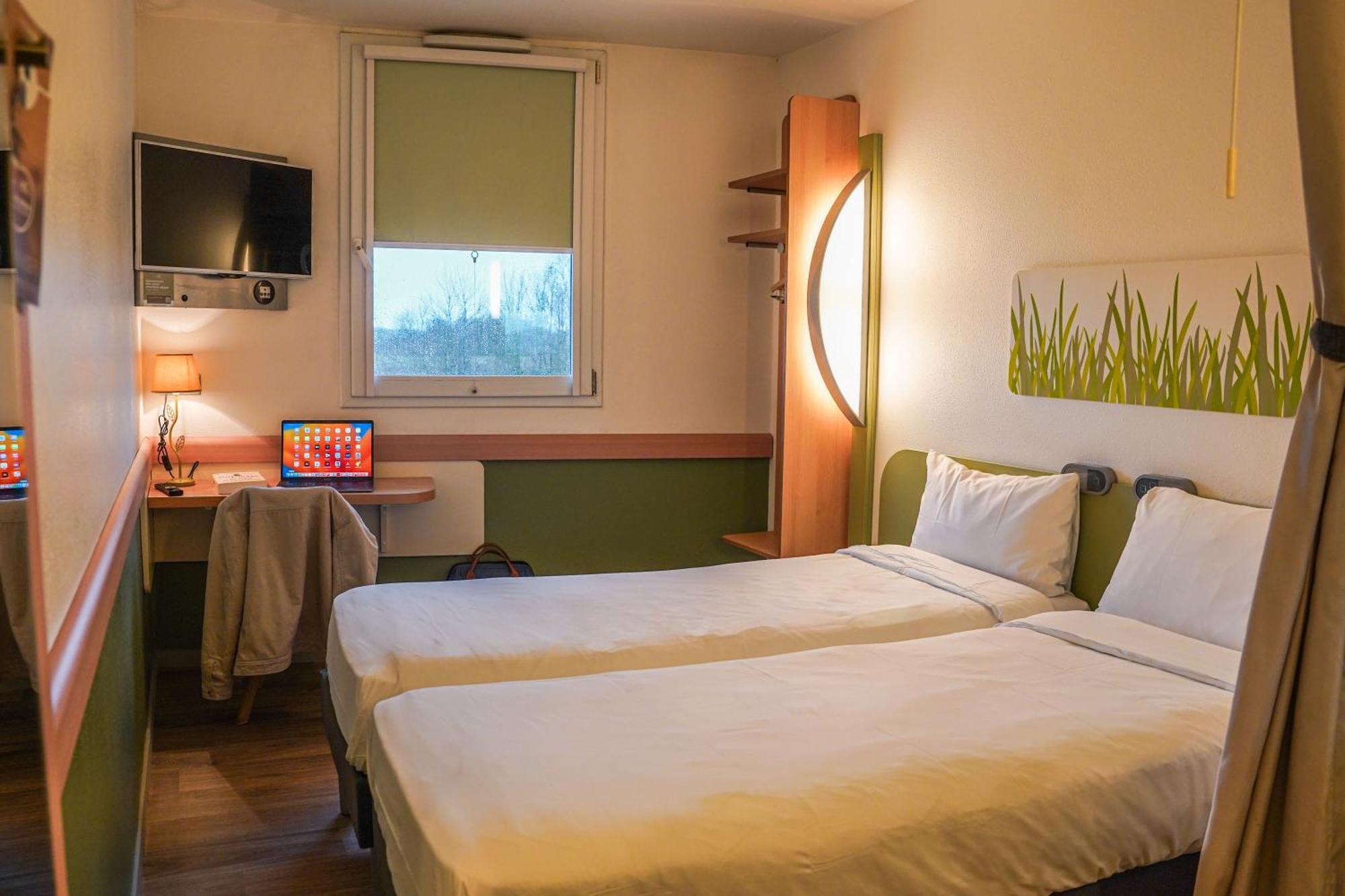 Ibis Budget Bayeux Nonant Экстерьер фото