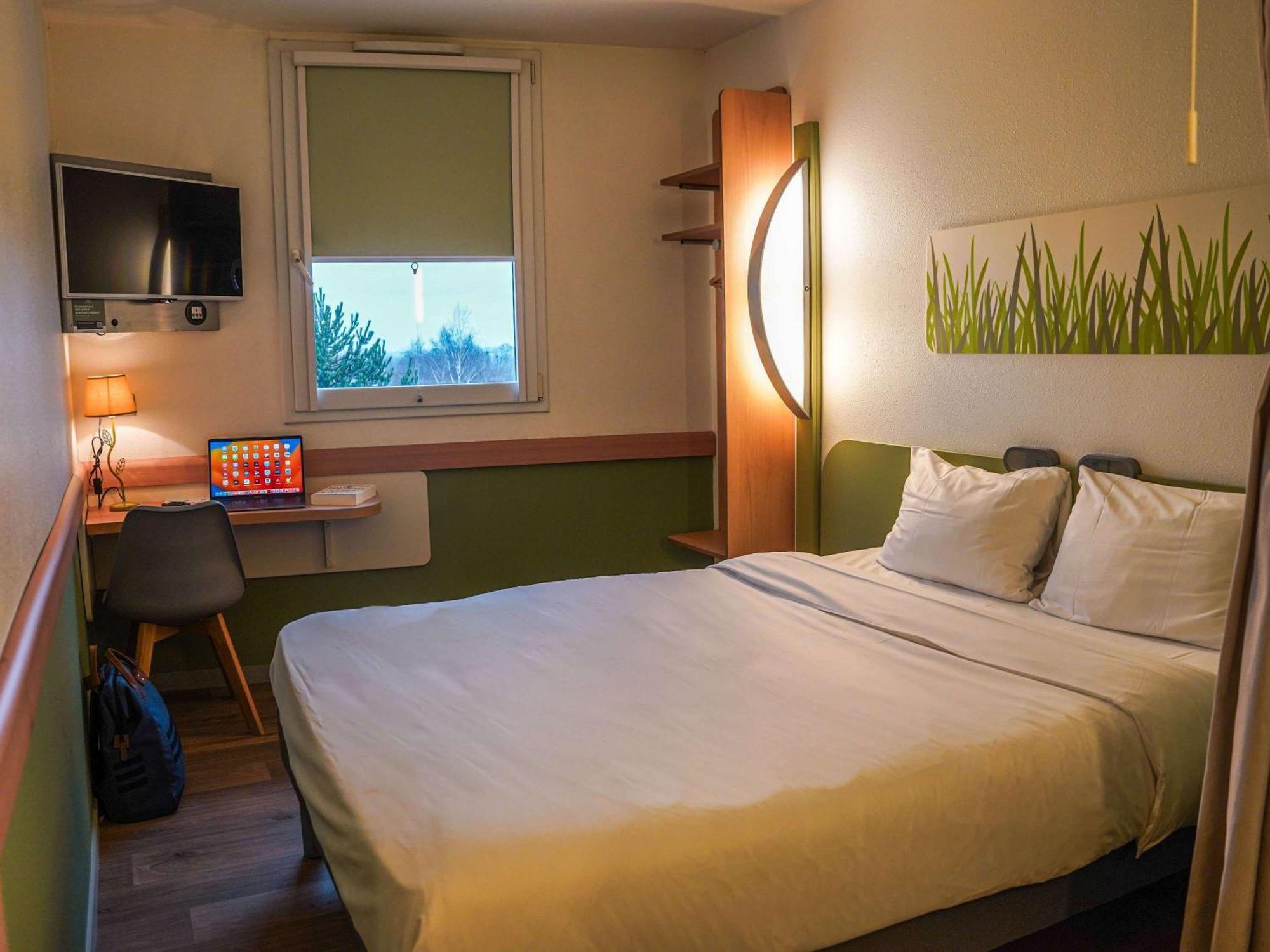 Ibis Budget Bayeux Nonant Экстерьер фото