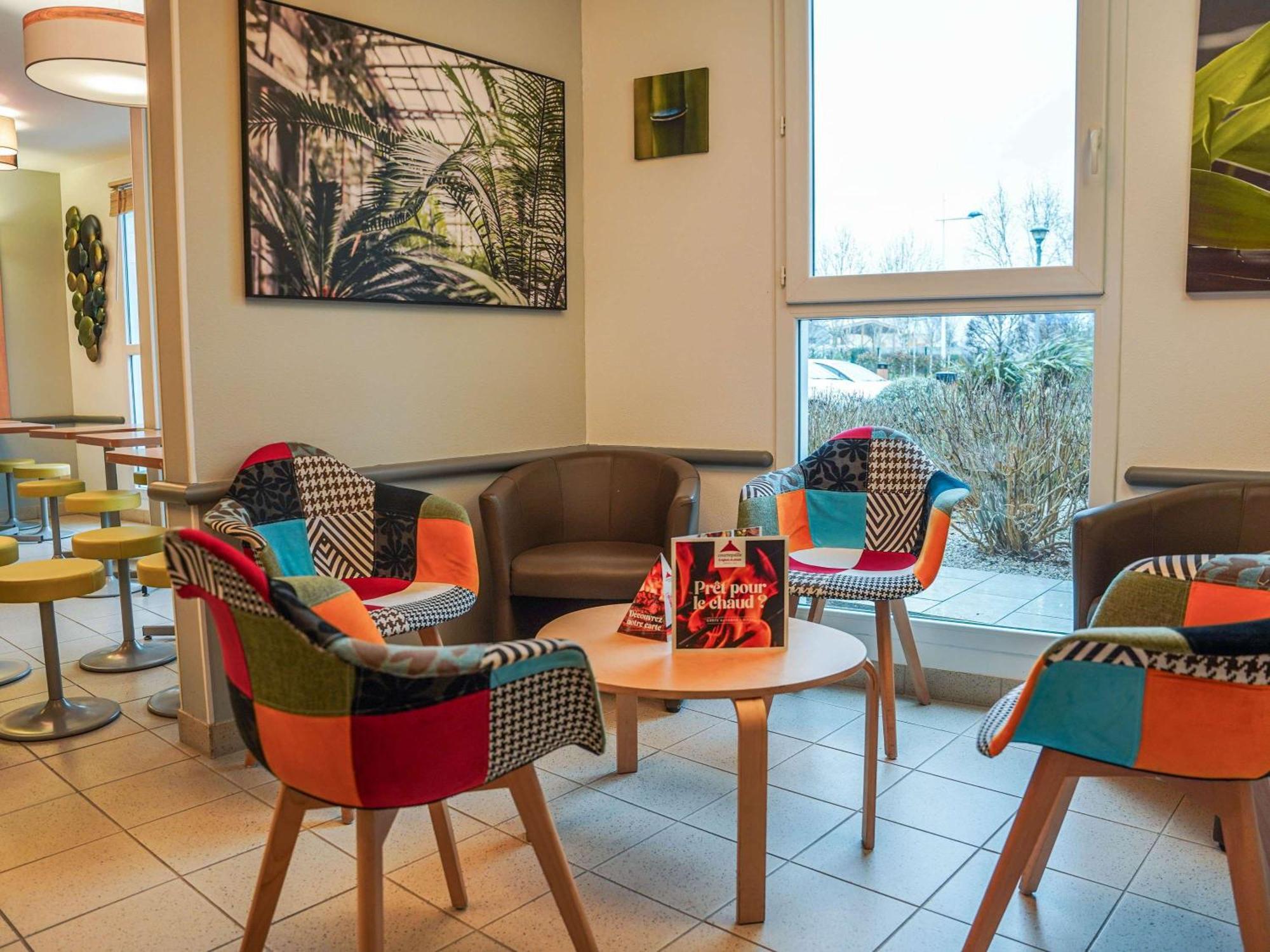 Ibis Budget Bayeux Nonant Экстерьер фото