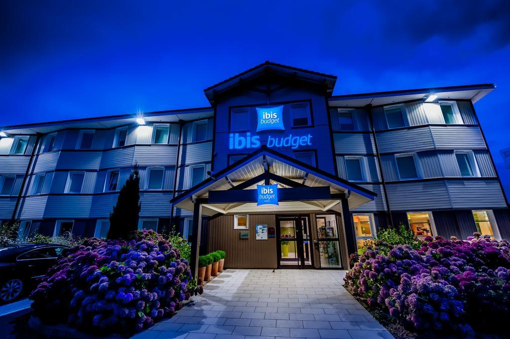 Ibis Budget Bayeux Nonant Экстерьер фото
