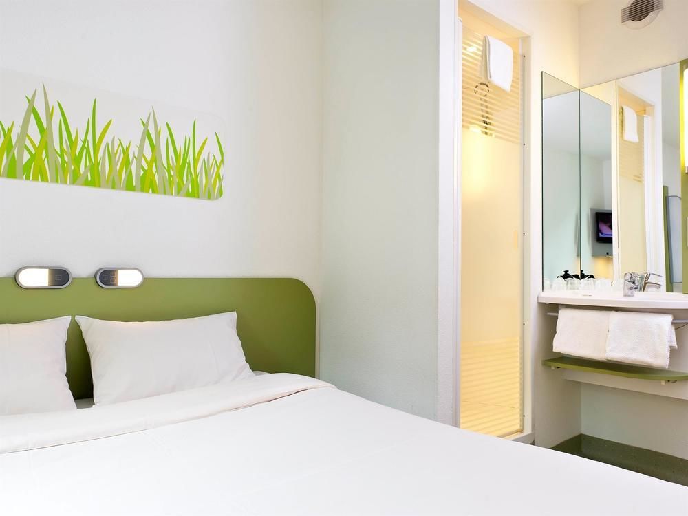 Ibis Budget Bayeux Nonant Экстерьер фото
